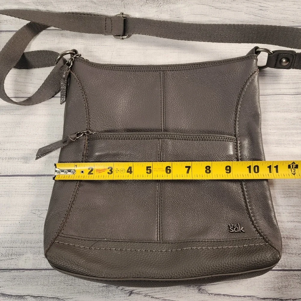 The Sak sak iris